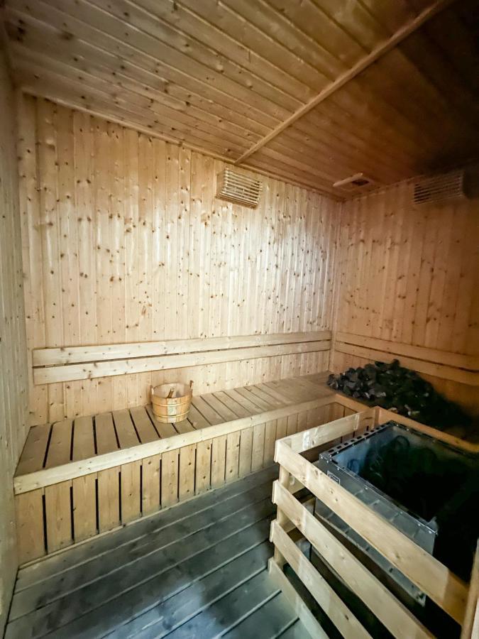 Starry Homes @ Green Haven 2Beds 2Bath+Pool View Масаи Екстериор снимка